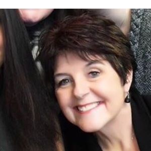 Meet your Posher, Cynthia